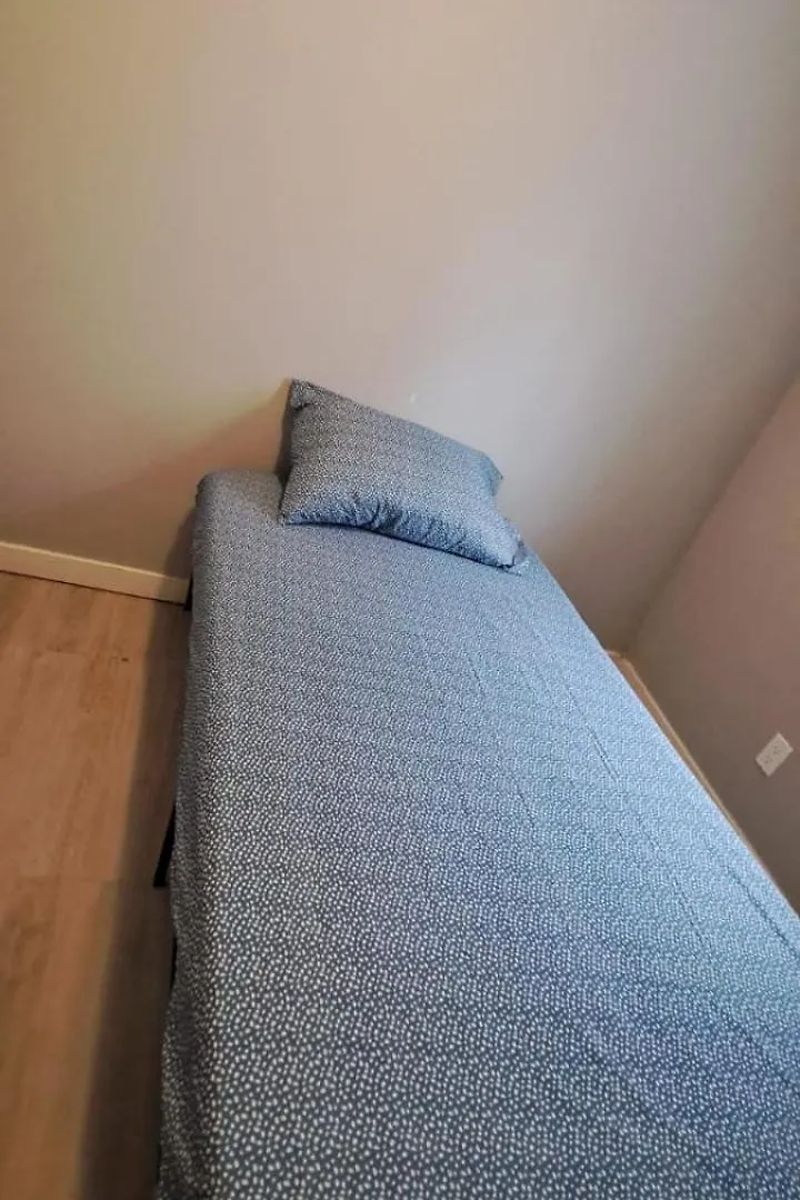 Relax Room Winnipeg 0*,  Canada